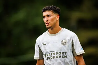 Bosz geeft Driouech oppepper in aanloop naar strijd met FC Twente en PSV wil daarna nog handelen