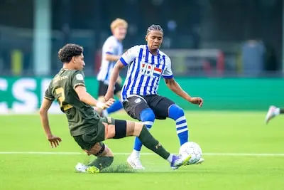 LIVE | FC Eindhoven gaat met gelijkspel de rust in, duel met Jong FC Utrecht na saaie eerste twintig minuten toch losgekomen