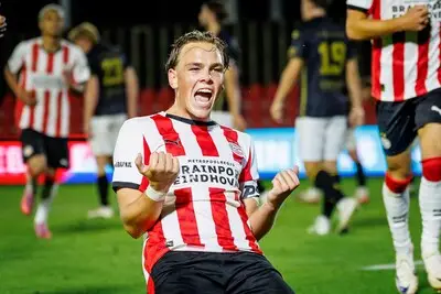 Robin van Duiven is bij Jong PSV de captain van Stijn Schaars en levert meteen: ‘Ik was hier echt aan toe’