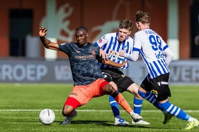 Welke spelers van FC Eindhoven mogen het seizoen aftrappen tegen Jong FC Utrecht en op jacht naar eerherstel?