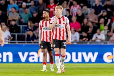 PSV’ers verbijsterd na blamage tegen Telstar: ‘Je kan een offday hebben, maar dit was wel heel erg’