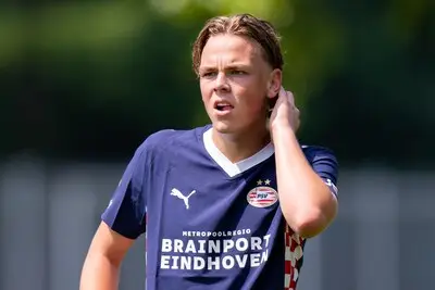 Jong PSV begint na grote veranderingen ook aan het seizoen: interessante nieuwe talenten bij de beloften