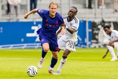 Streep onder hoofdpijndossier: Willem II-middenvelder Bosch op weg naar Polen