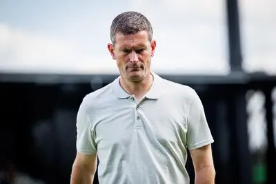 Gezocht bij Helmond Sport: klootzakken