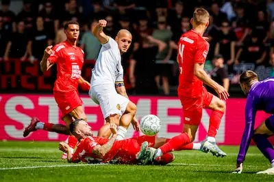 Valste start Helmond Sport en Seegers in seizoensouverture