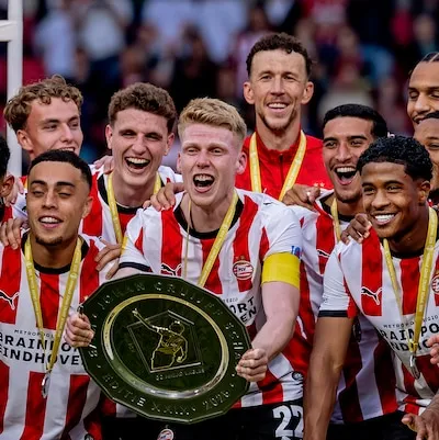 Jerdy Schouten dwingt bij PSV een nieuw contract af: tot medio 2030