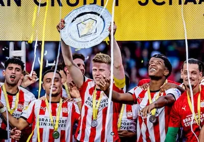 PSV staat voor verdere expansie, wil naar een derde ster én moet op tijd sleutelfiguren langer vastleggen