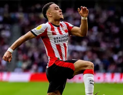 PSV langer in zee met 50+ Mobiel: contract van meerdere miljoenen