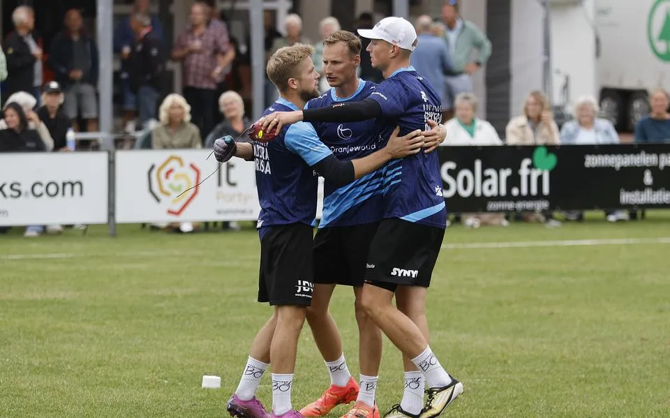 Negende formatiezege voor partuur van Menno van Zwieten