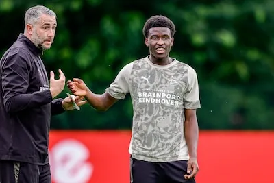 PSV heeft nog vier weken om de selectie te vormen: er gaan in- en uitgaand zeker nog transfers volgen