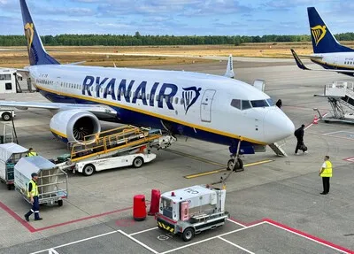 Afhandeling Ryanair in Eindhoven stropt weer: vluchten vertraagd en wachten op bagage