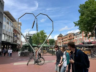 Herkenbaar?! Dit zeggen de kaartjes van populaire Instagrammer over het dialect in Eindhoven