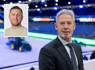 Tilburgs raadslid Nermin Agovic (GroenLinks) niet blij met Onno Hoes als waarnemer: ‘Dit kan echt niet in deze tijd’