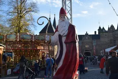 Hulp gezocht: het Kasteel van Sinterklaas zoekt 400 vrijwilligers