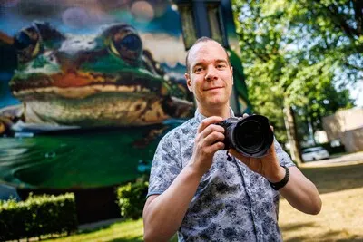 De meeste mensen zouden horendol worden van wat Gijs Franken doet. En hij doet het uit liefde voor Tilburg