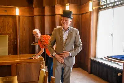 Tilburg zwaait burgemeester Weterings uit: ‘Het is mooi geweest’