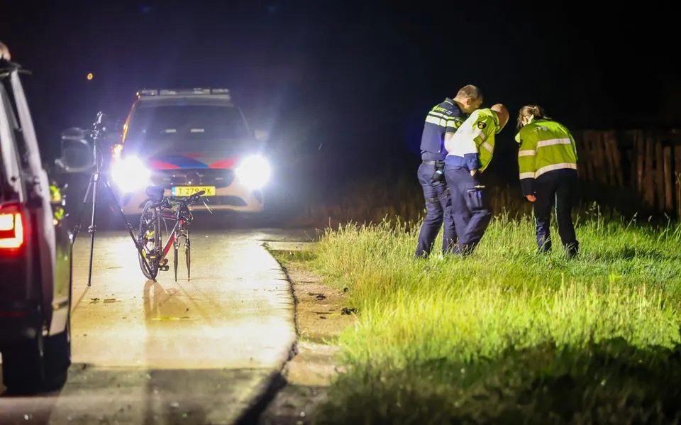 Verdachte (35) van dodelijk ongeluk met fietser (33) bij Burdaard zit nog vast
