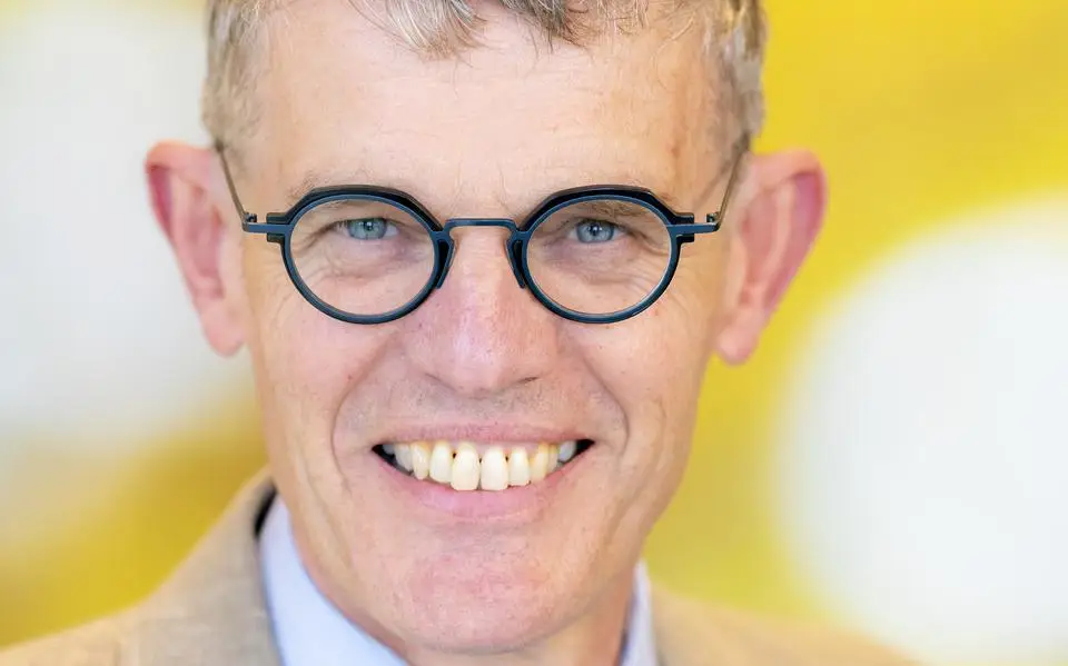 Burgemeester Van de Nadort (62) van Waadhoeke tijdelijk minder actief door ziekte