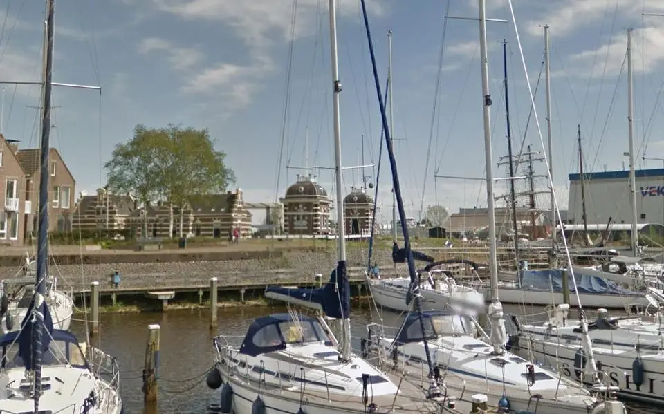 Soap rond komst van een akenbank in Lemmer nadert ontknoping: verhoudingen zijn flink verstoord