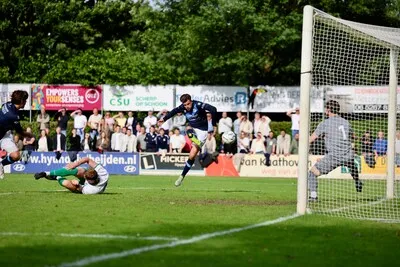 Zo ziet de indeling van de districtsbeker in het amateurvoetbal eruit: twee tweede elftallen uit de regio stromen in