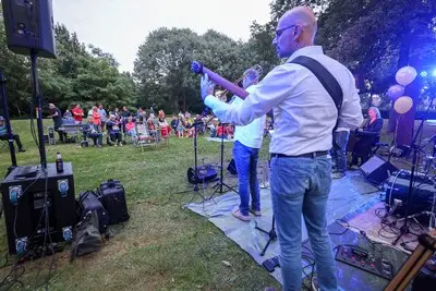 Stekker erin en gaan: stroompunten in wijken voor evenementen of bijvoorbeeld een pizzabus