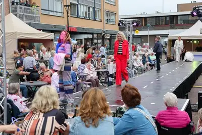 Drie dagen mode, muziek, kinderactiviteiten en markt in winkelcentrum Den Hof