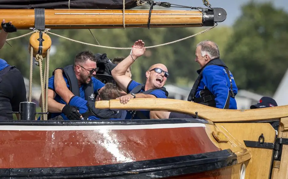 Zou de leiding van de SKS en SC Heerenveen écht de schipper en voetballers hebben aangepakt, ook zonder pers? | LC commentaar
