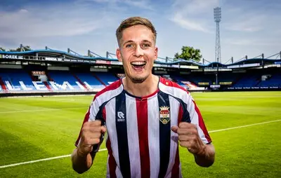 Willem II-aanwinst Besselink is ‘voor niks of niemand bang’: ‘Fenerbahçe? Maakt geen donder uit’
