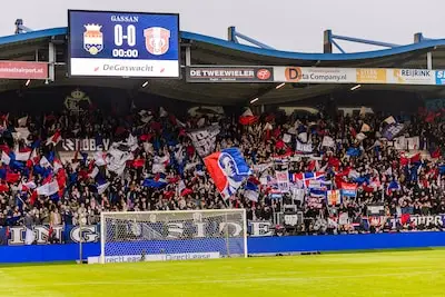 Supporters komen met bijzonder cadeau op 129ste verjaardag Willem II: ‘Steun gaat verder dan de tribune’