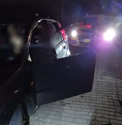 Apk liep tot 2009, maar Tilburger stapte toch in auto, politie vindt het na eerdere waarschuwing welletjes