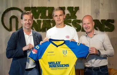 Tim van der Leij schreef voetbalhistorie met transfer naar RKC: ‘Heel eerlijk: ik wist dat zelf niet eens’
