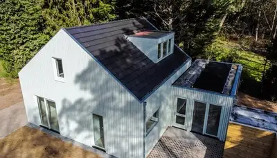 Bouw laatste 92 prefabwoningen in Schuttersbosch wacht nog op aanleg geluidsscherm en faunaonderzoek