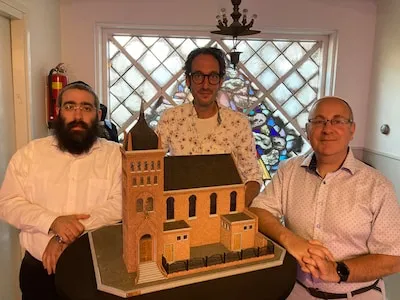 Synagoge Kerkstraat Eindhoven: de ooit grootste van Brabant nu gemarkeerd met plaquette