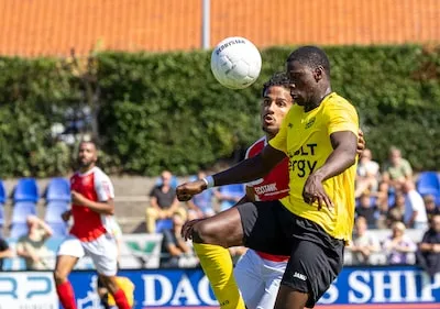 Last valt van schouders af bij UNA: ‘We willen na drie duels zes punten hebben, dus volgende week moeten we winnen’