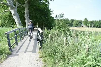 Met je stalen ros door weiland en bos: deze mooie fietsroute start vanuit Eindhoven