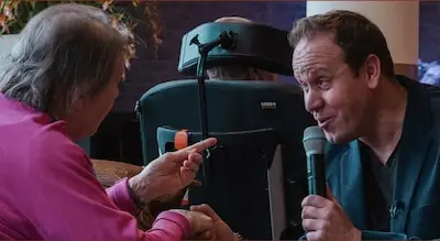 Zanger Bart (42) uit Brandevoort gebruikt AI voor zijn nieuwste videoclip: ‘Het ziet er verbluffend uit’