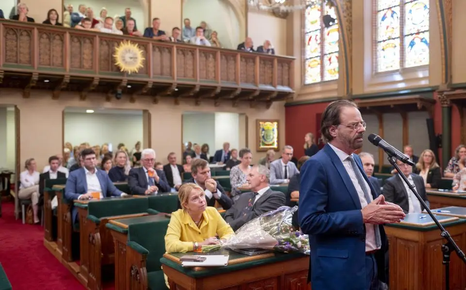PVV-fractievoorzitter Harrie Graansma onder vuur in Friese Staten. Kan hij nog vicevoorzitter blijven?