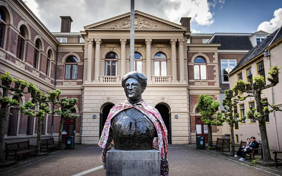 Studenten Rijksuniversiteit Groningen schelden docent uit voor hoer na slecht cijfer. ‘Gevoel van entitlement’