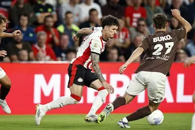 PSV wacht flinke krachtproef tegen NEC in duel waarin veel ‘ruimtes’ worden verwacht