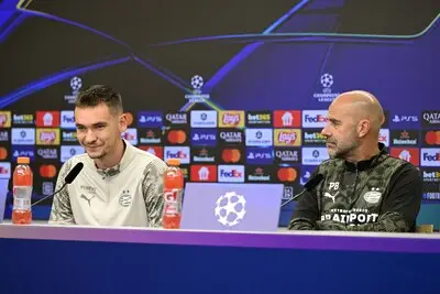 Matej Kovar is niet sentimenteel in Leverkusen en geeft zijn mening over de communicatie in de achterhoede: ‘Het gaat nu om PSV’