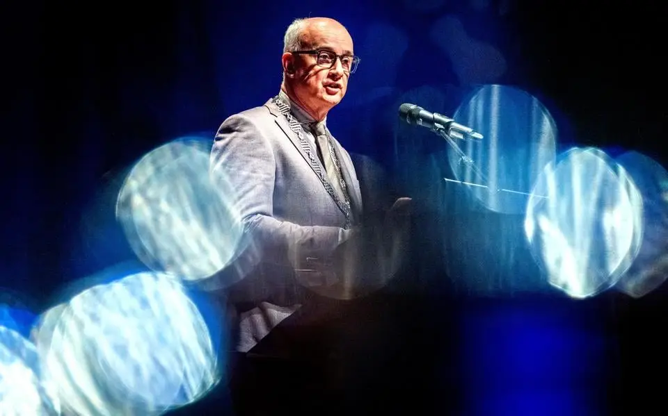 Burgemeester Fred Veenstra overweegt huisbezoeken om overlast jongeren in Drachten tegen te gaan