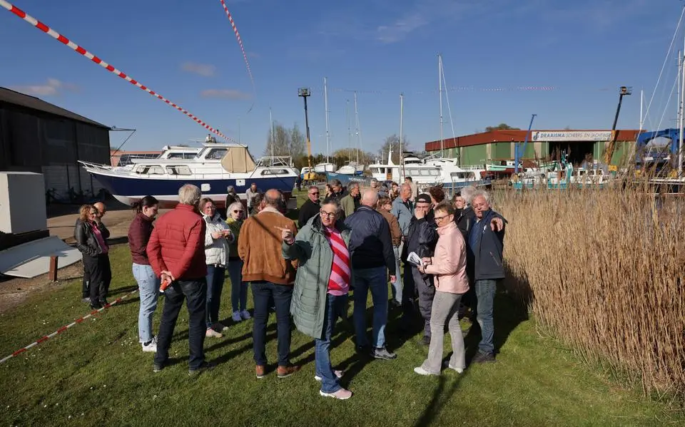 Franeker eilandbuurt wil geen geloer in zijn tuinen en stapt naar de Raad van State