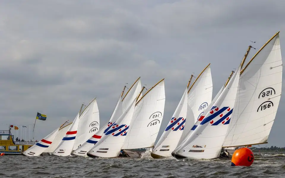 Steven Boersma derde na eerste dag van NK Regenboog op Braassemermeer