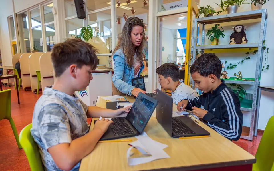 IKC in Heerenveen geldt als lichtend voorbeeld in het onderwijs. ‘Als je de taal van kinderen accepteert, accepteer je ook wie ze zijn’