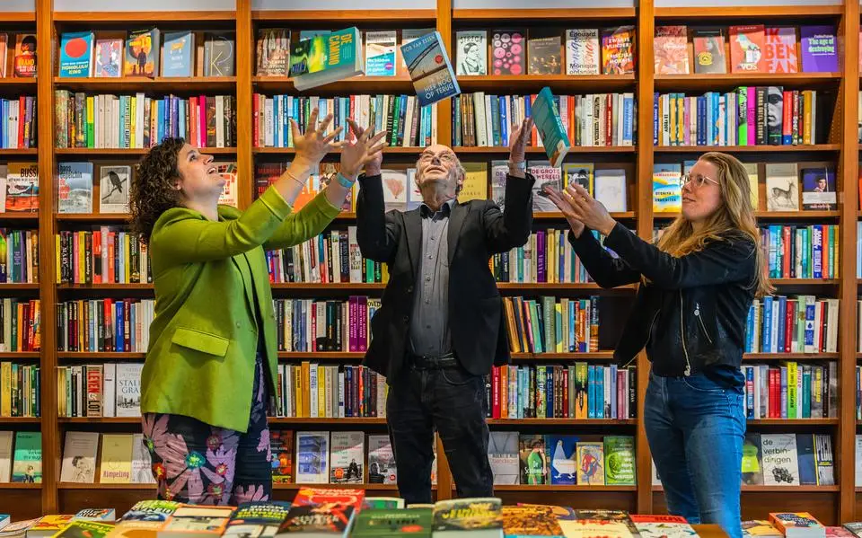 Schrijvers, dichters en muzikanten zijn heel dichtbij op eerste Sneeker Leesfeest. ‘Mooie kans om uit te pakken’