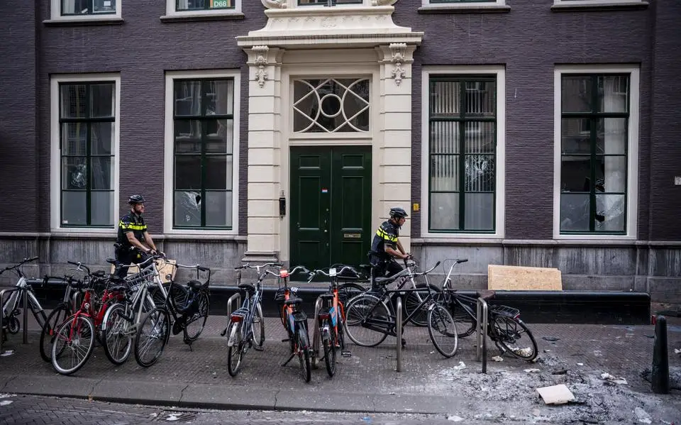 Angst houdt jongeren weg uit de politiek, zeggen Jonge Democraten Fryslân | opinie