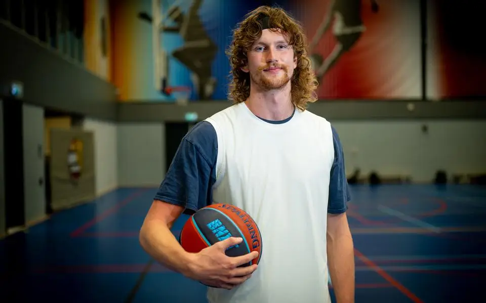 Canadese aanwinst Sam ‘The Mullet’ Maillet klaar voor het seizoen bij LWD Basket. ‘Het avontuur is belangrijk voor me’