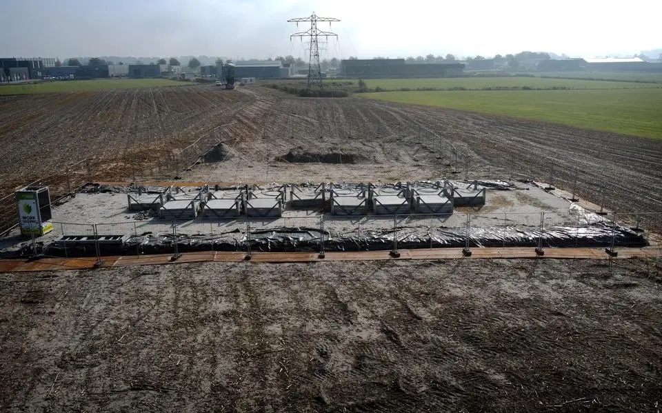 Hoogspanningsmast Franeker afgevoerd als oud ijzer, vervanger komt pas in 2026