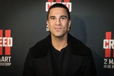 Nabil Aoulad Ayad brengt persoonlijke theatershow rond roadmovie