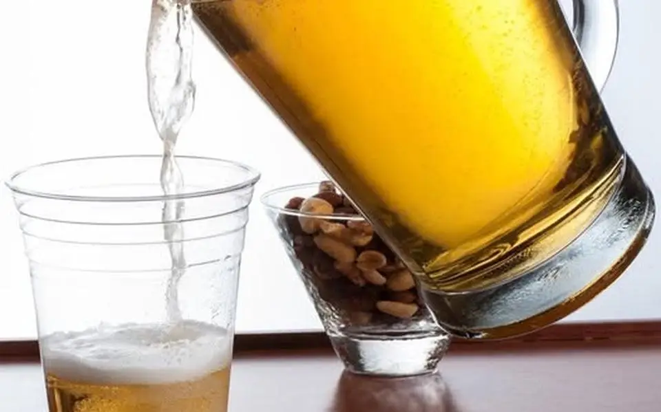 Heel veel bier; dat deel je via een ‘amer, kanne, foller of boarner’